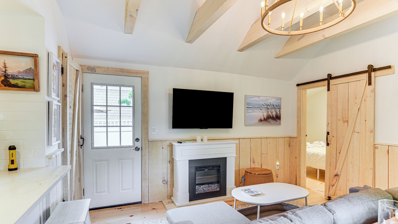 Photo of Livingroom in Osterville