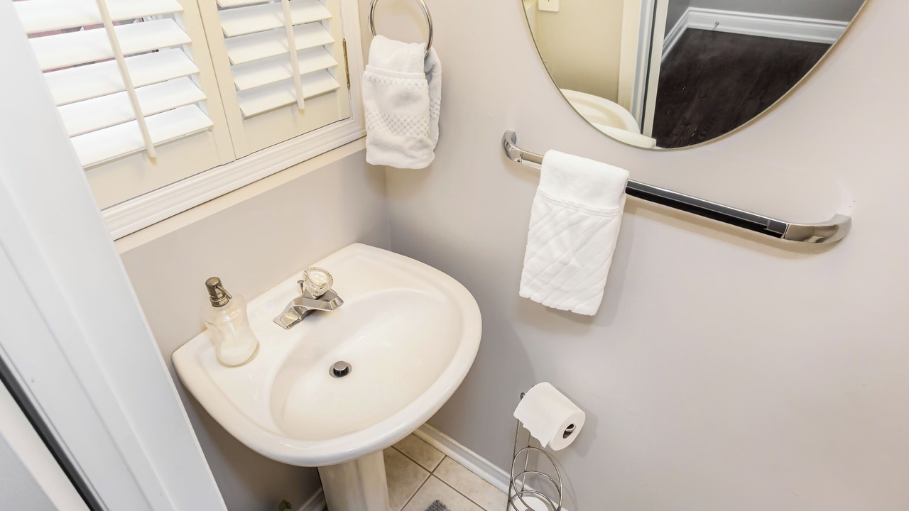 Photo of Bathroom in Churchill Meadows