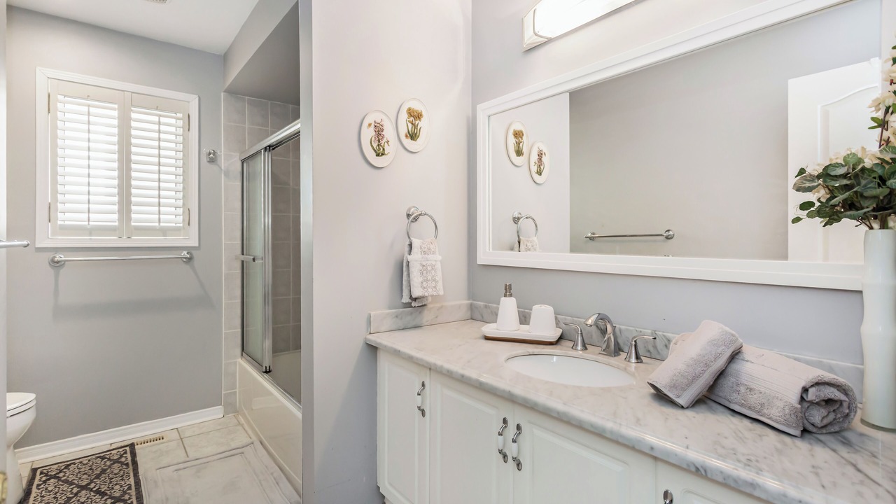 Photo of Bathroom in Churchill Meadows