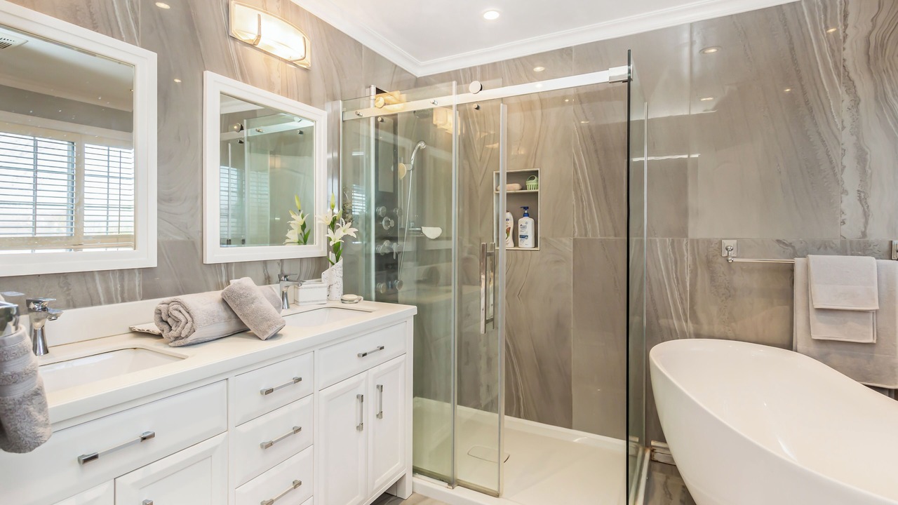 Photo of Bathroom in Churchill Meadows