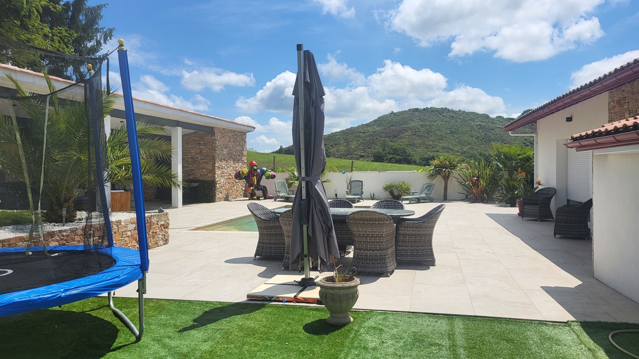 Photo of Outdoor in Armendarits