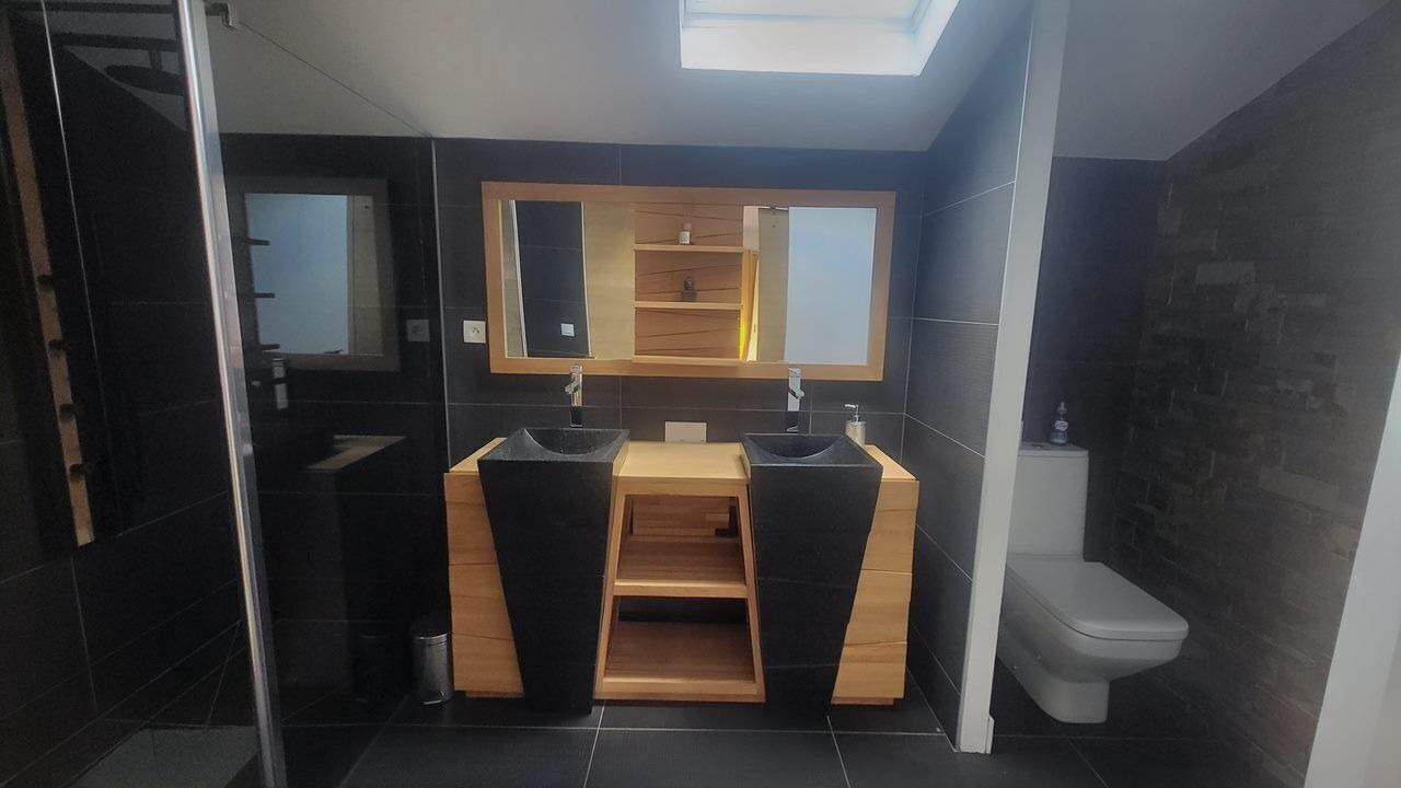 Photo of Bathroom in Armendarits