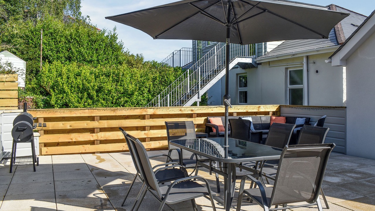 Photo of Others in Par