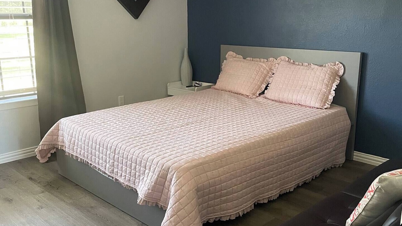 Photo of Bedroom in Elmo