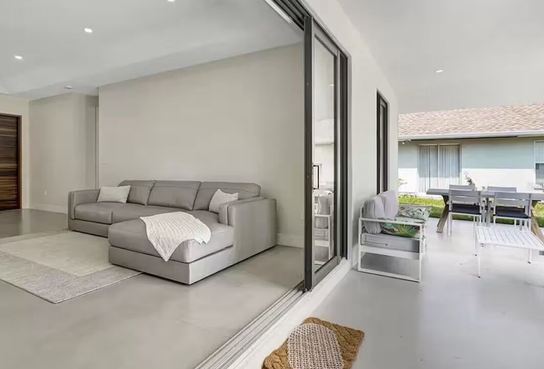 Photo of Livingroom in Long Meadow