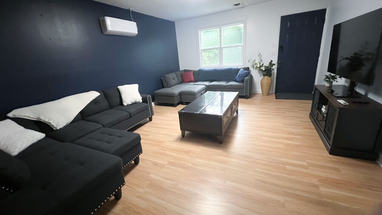 Photo of Livingroom in St. Robert