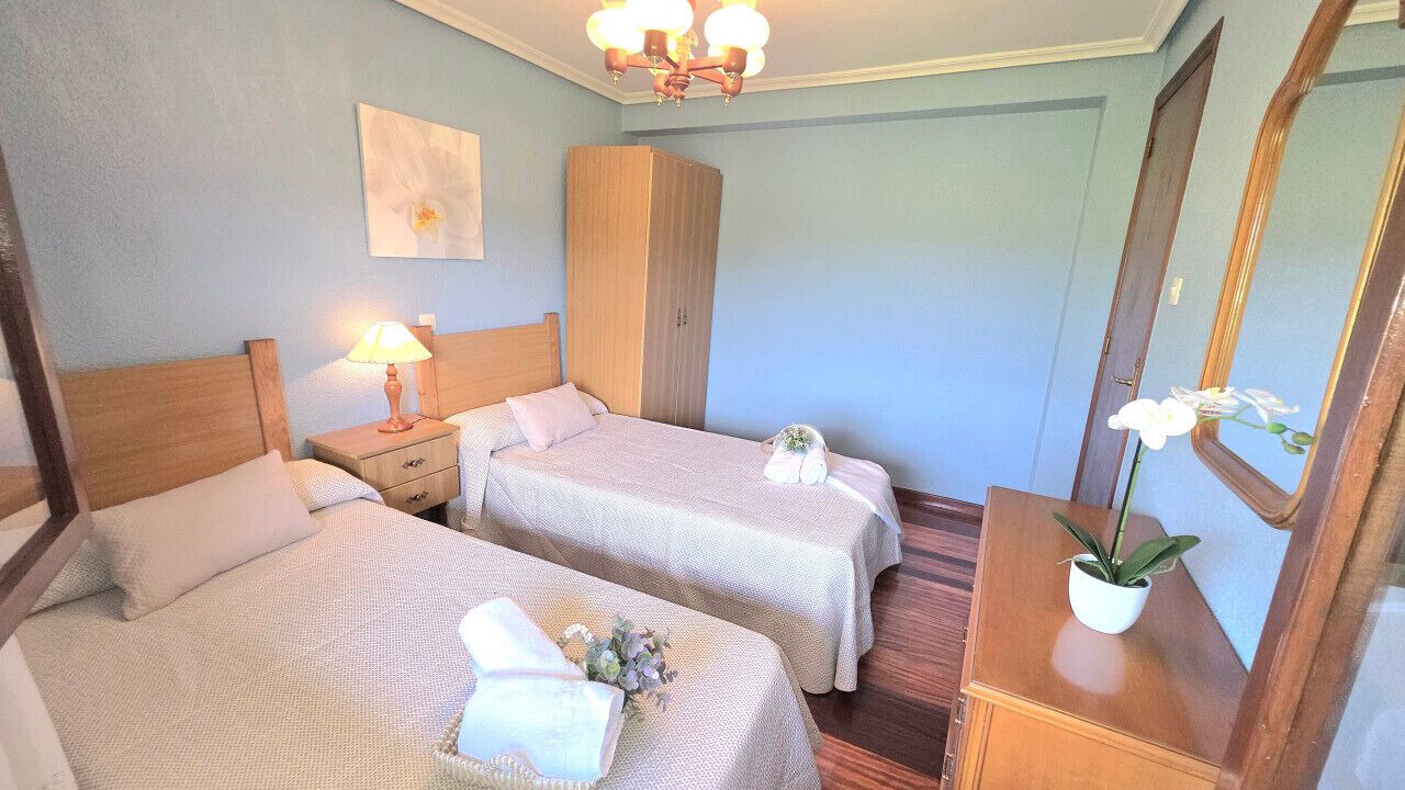 Photo of Bedroom in Entrambasaguas