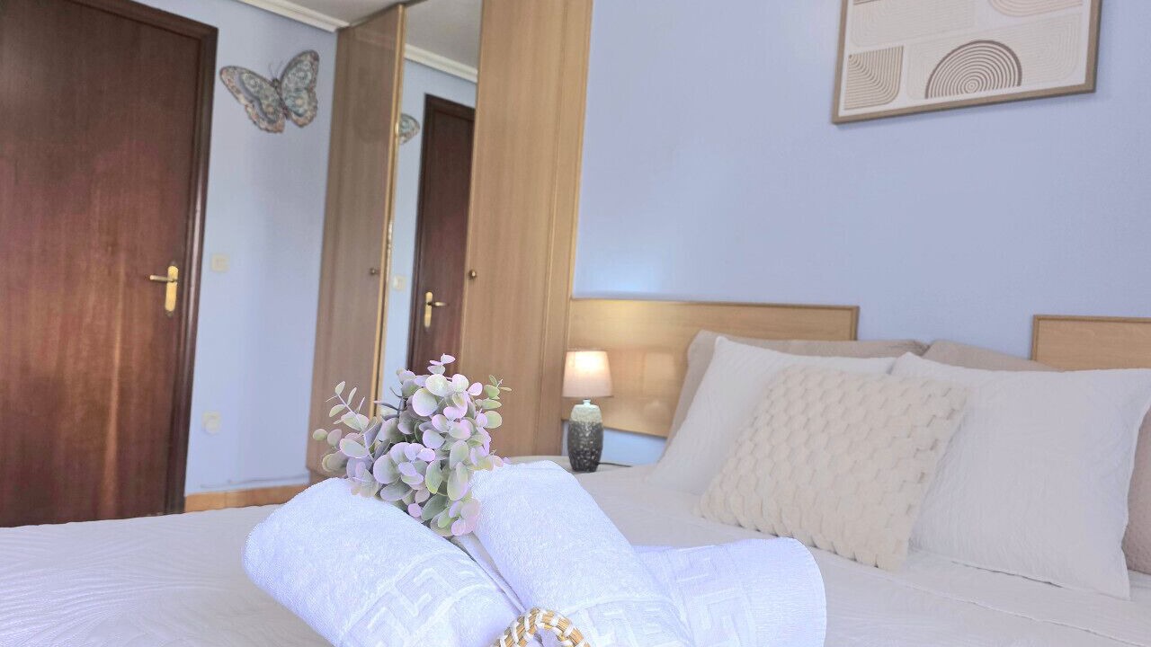 Photo of Bedroom in Entrambasaguas