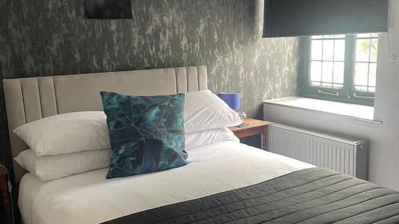 Photo of Bedroom in Forres