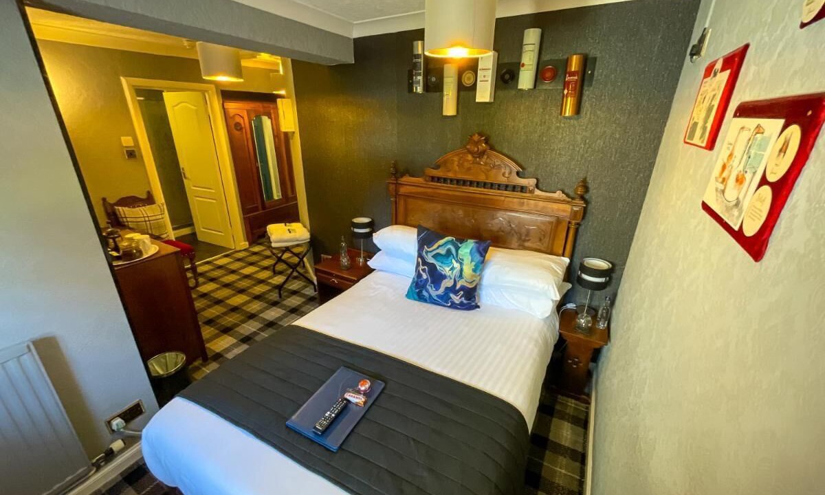 Photo of Bedroom in Forres