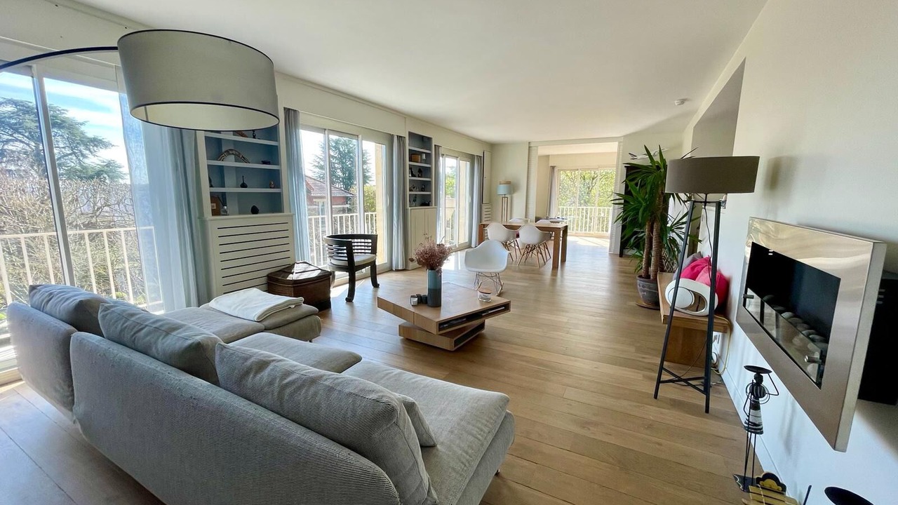 Photo of Livingroom in Saint-Cloud