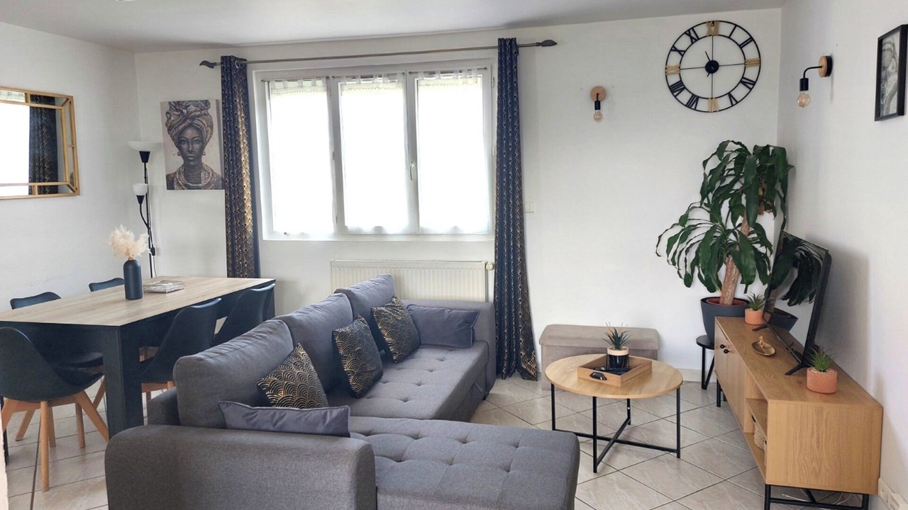 Photo of Livingroom in Vernouillet