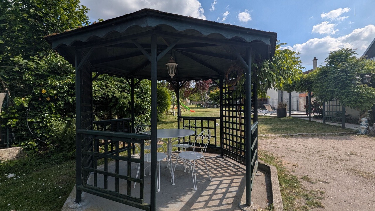 Photo of Outdoor in Chabris