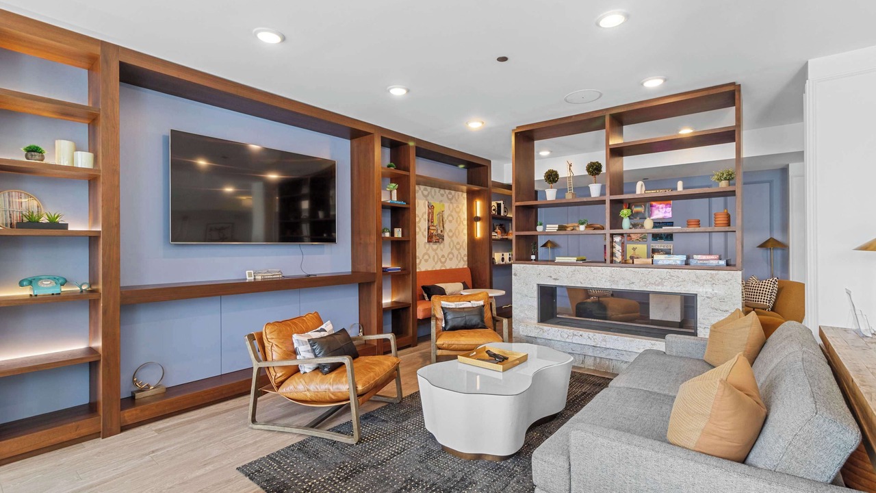 Photo of Livingroom in Palmer Square