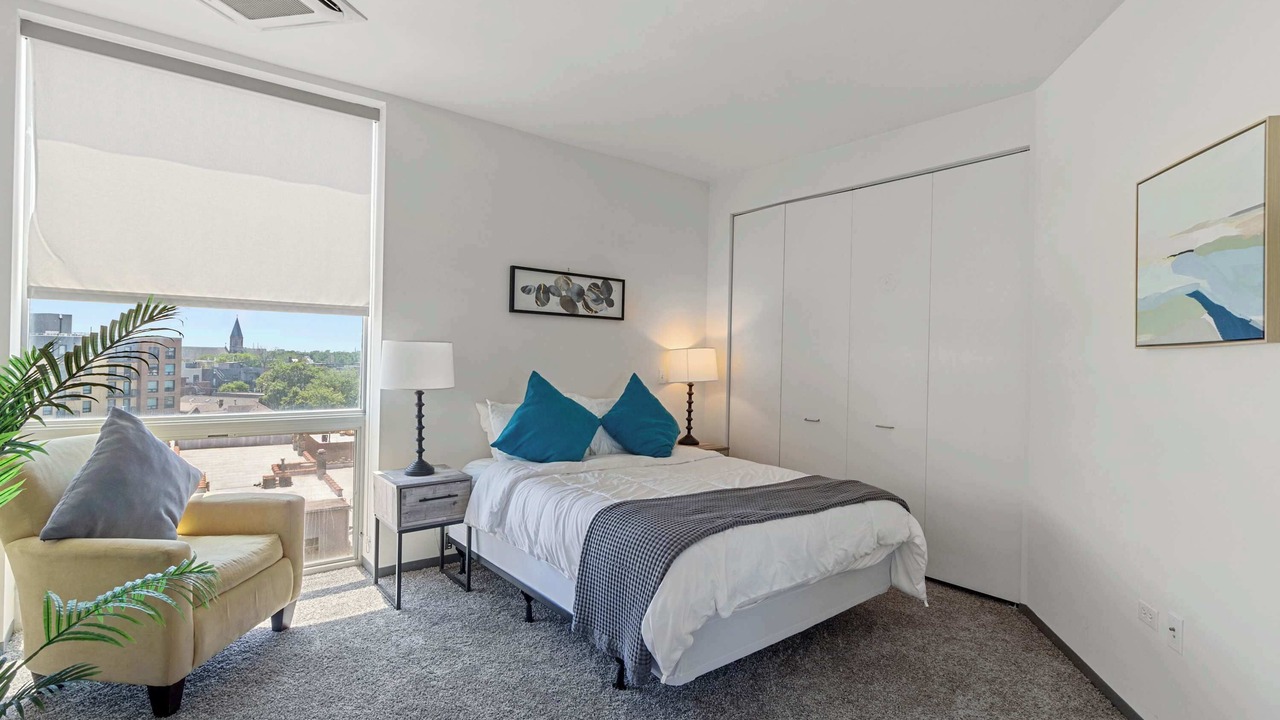 Photo of Bedroom in Palmer Square