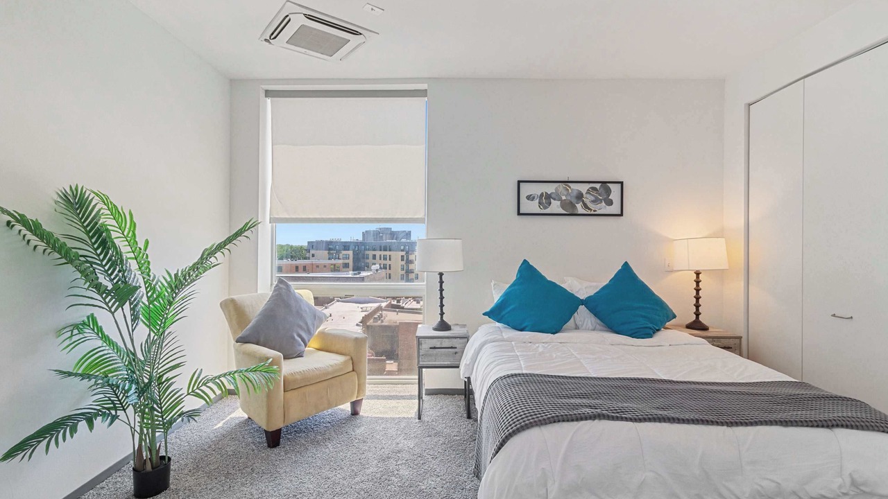 Photo of Bedroom in Palmer Square
