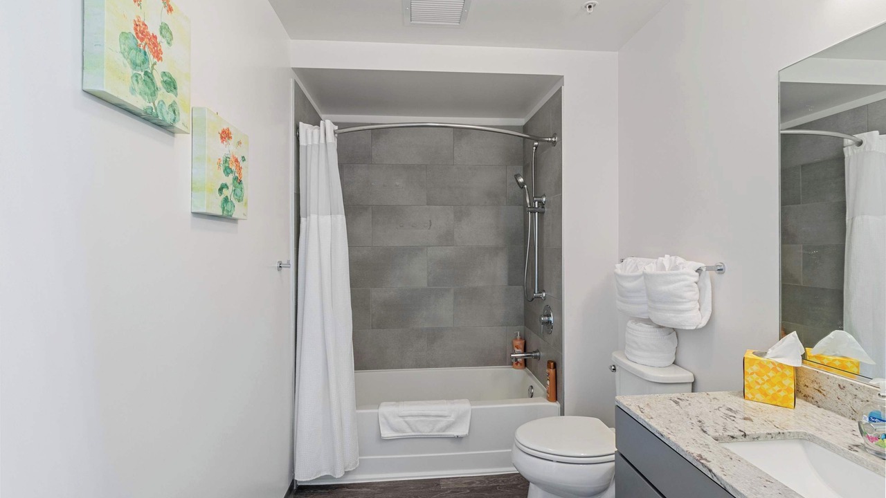 Photo of Bathroom in Palmer Square