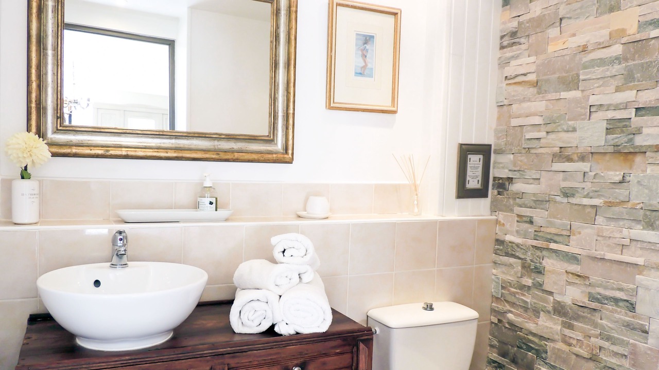 Photo of Bathroom in Larzac