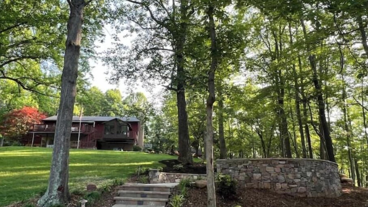 Photo of Outdoor in Huddleston