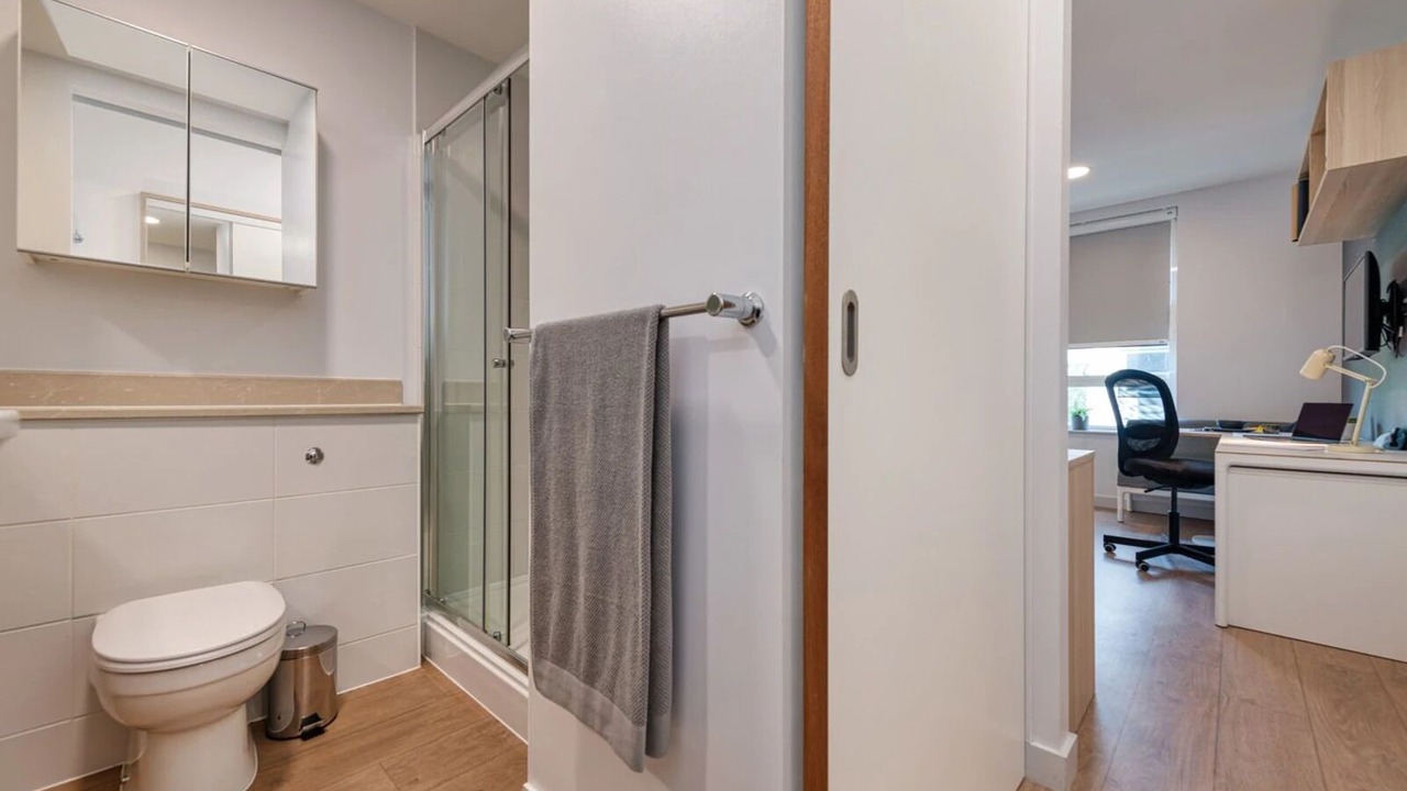 Photo of Bathroom in Portsmouth City Centre