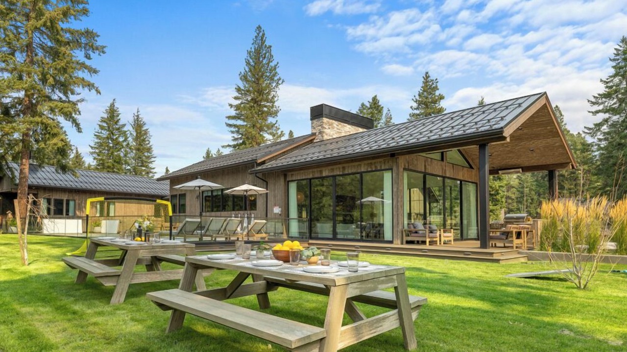 Photo of Outdoor in Roslyn