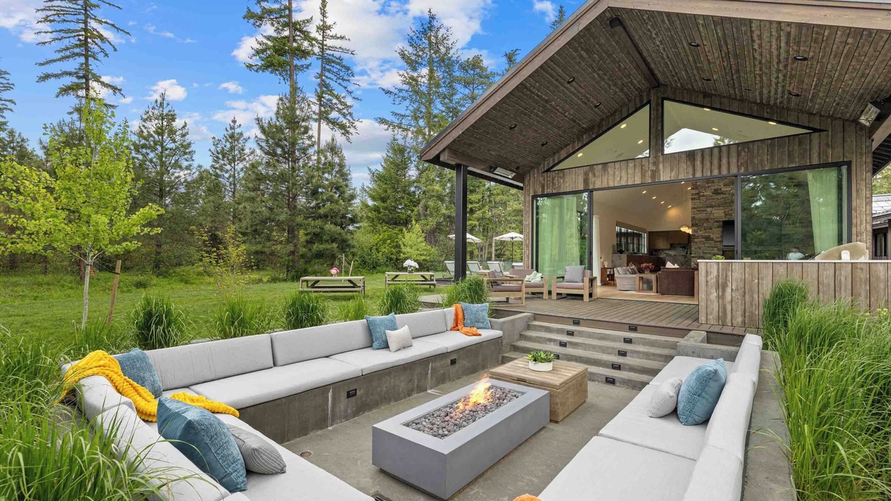 Photo of Patio Balcony in Roslyn