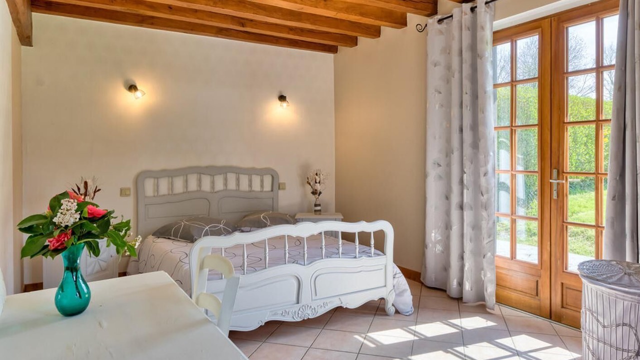 Photo of Bedroom in Saint-Etienne-l'Allier