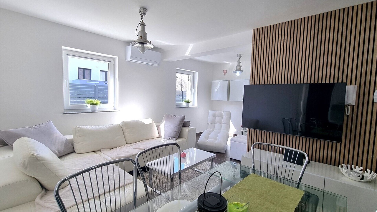 Photo of Livingroom in Jurandvor