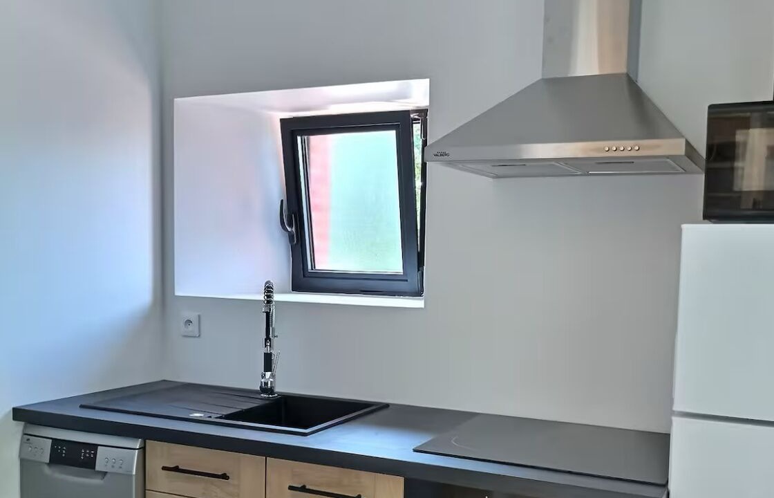 Photo of Kitchen in Saint-Julien-des-Landes