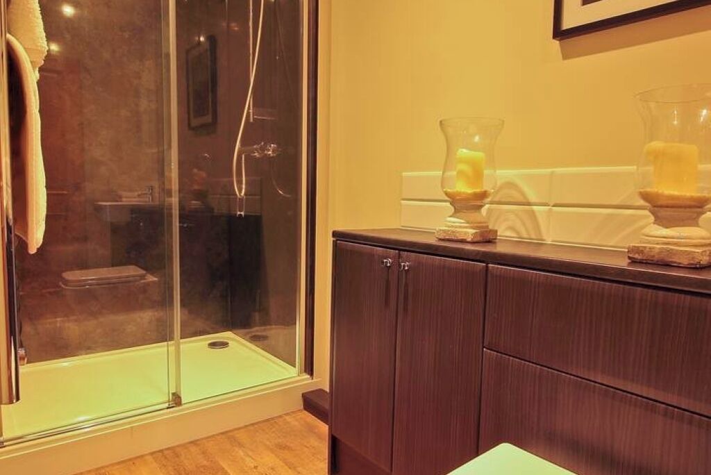 Photo of Bathroom in Felmingham