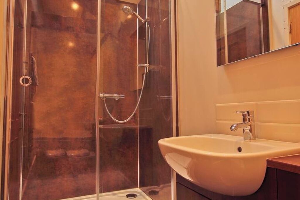 Photo of Bathroom in Felmingham