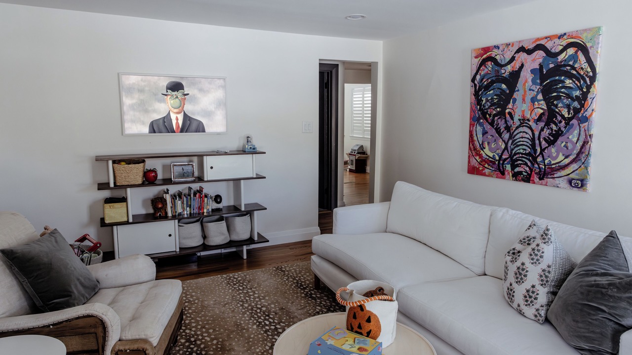 Photo of Livingroom in Oakmont
