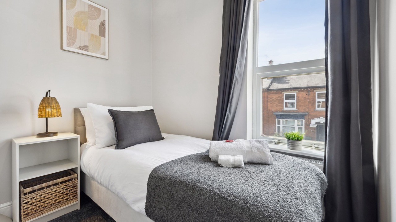 Photo of Others in Lincoln