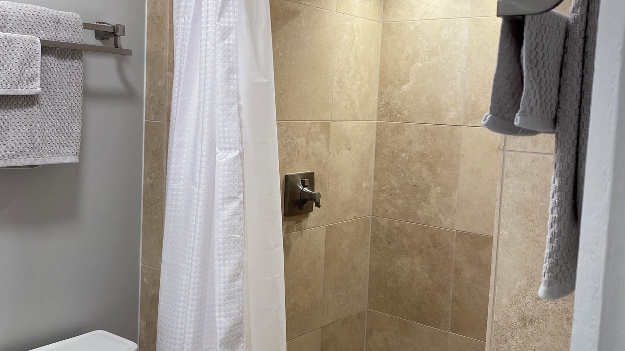 Photo of Bathroom in McCully - Moiliili