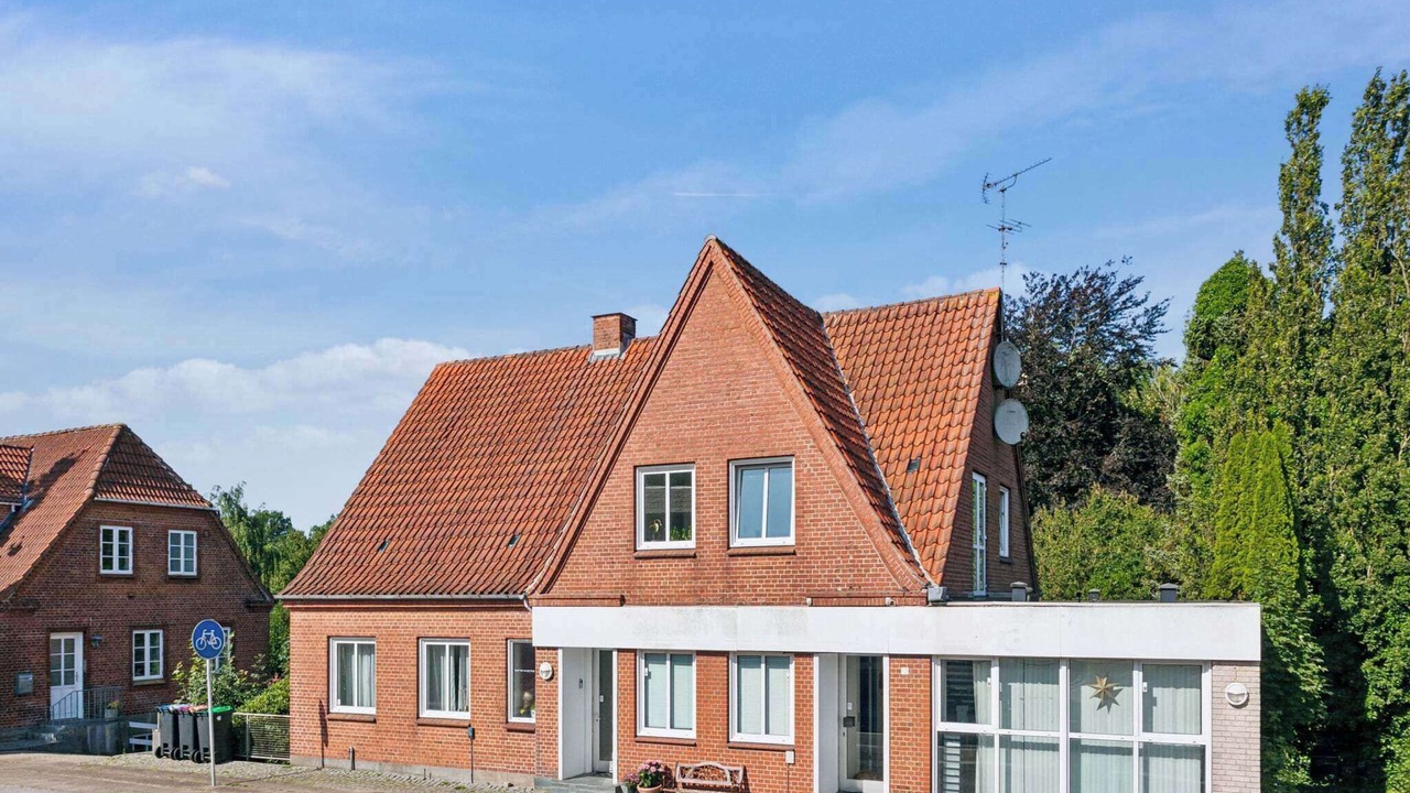 Photo of Others in Gram