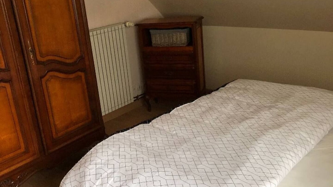 Photo of Bedroom in Montfort-le-Gesnois