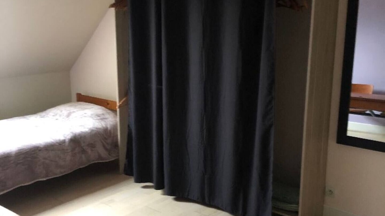 Photo of Bedroom in Montfort-le-Gesnois