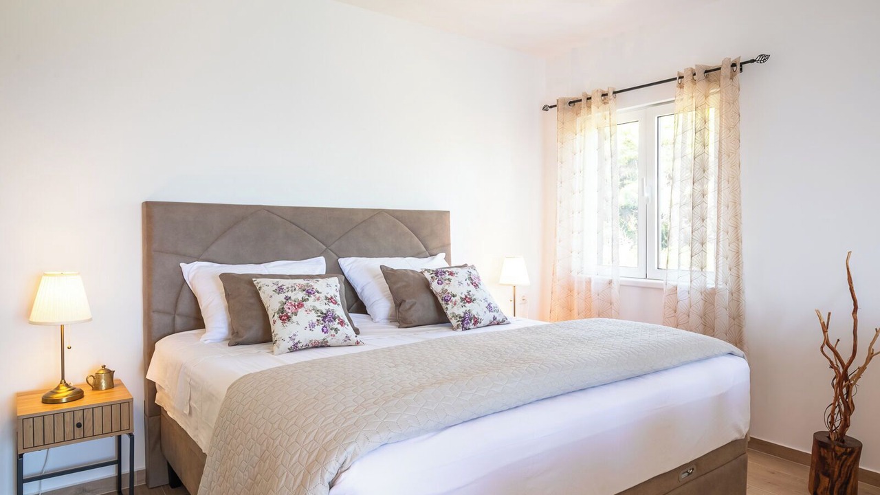 Photo of Bedroom in Potirna