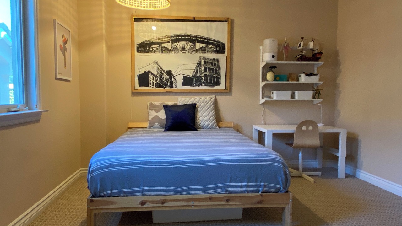 Photo of Bedroom in Mid Central