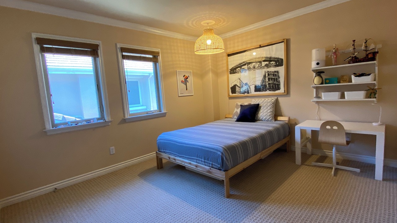 Photo of Bedroom in Mid Central