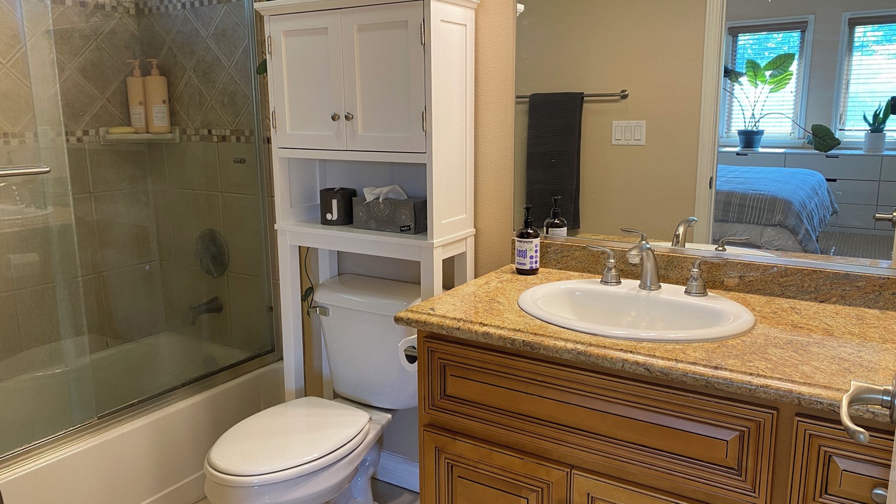 Photo of Bathroom in Mid Central