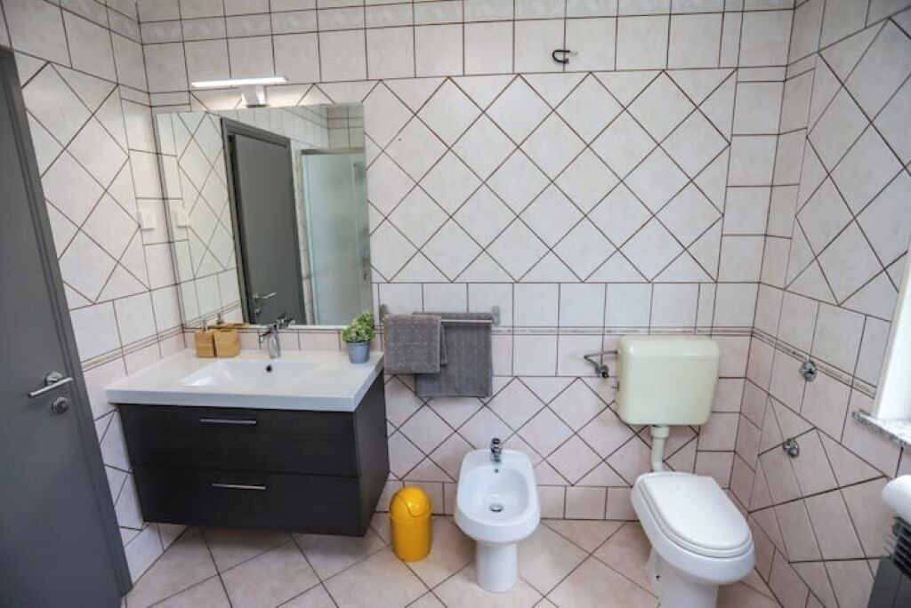 Photo of Bathroom in Gulici