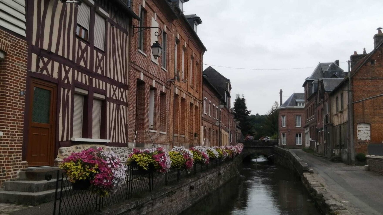 Photo of Others in Ouville-la-Riviere