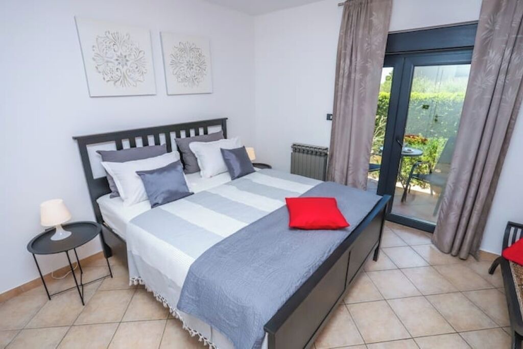 Photo of Bedroom in Gulici