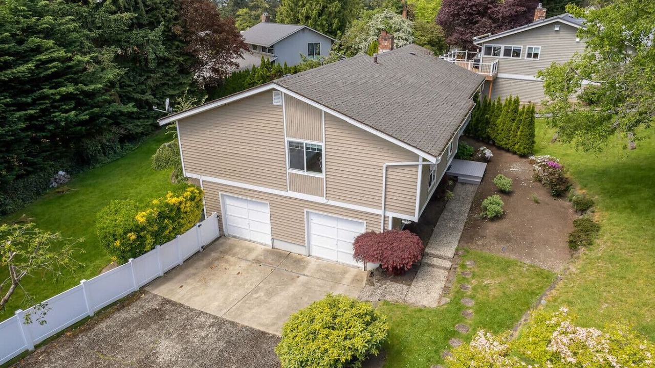 Photo of Outdoor in Inglewood-Finn Hill