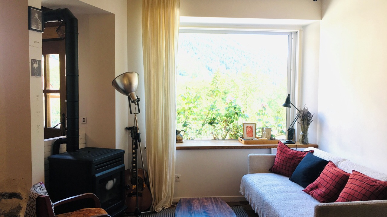 Photo of Livingroom in Montmin