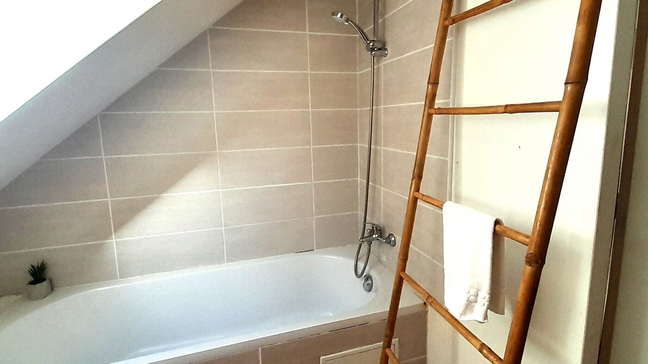 Photo of Bathroom in Azay-le-Rideau