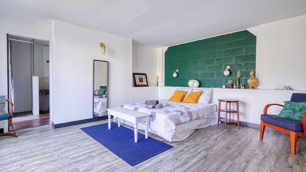 Photo of Bedroom in Melun