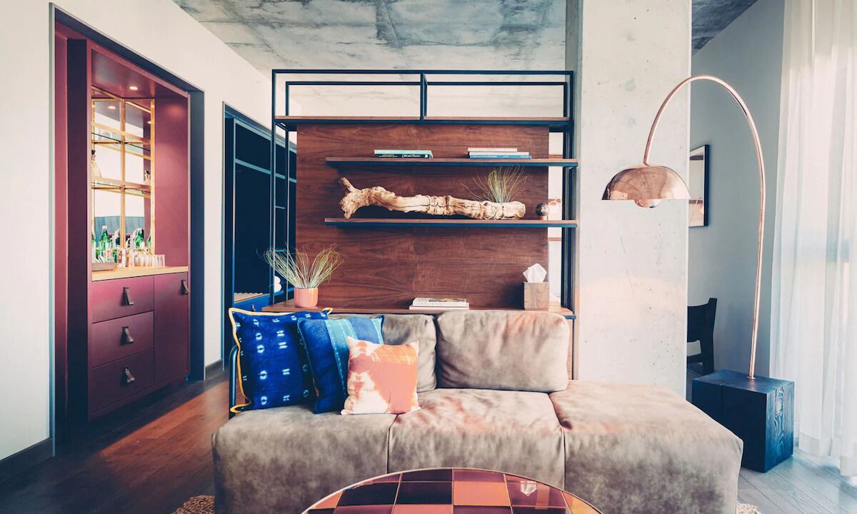 Photo of Livingroom in South River City