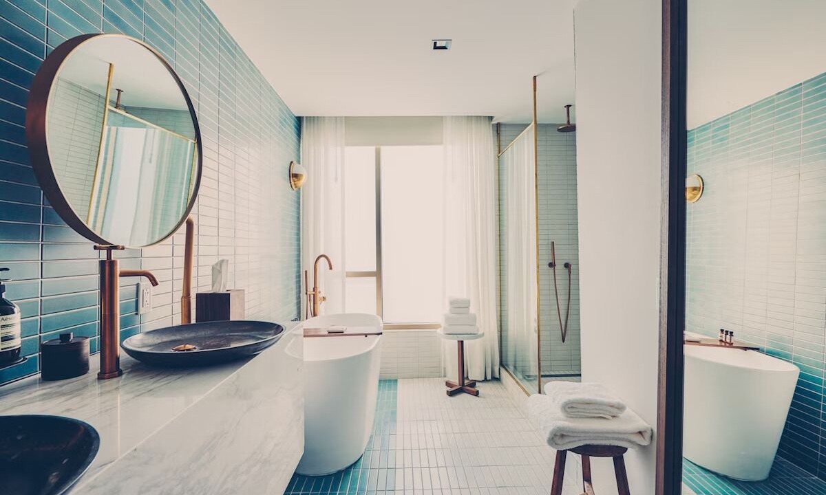 Photo of Bathroom in South River City